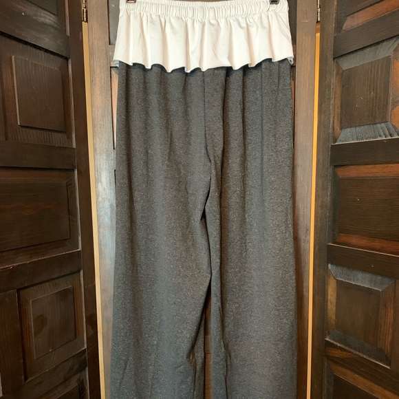 PatPat Yoga Pant Wide Leg with Ruffle - drawstring top - dark grey XL NWT - Picture 5 of 7